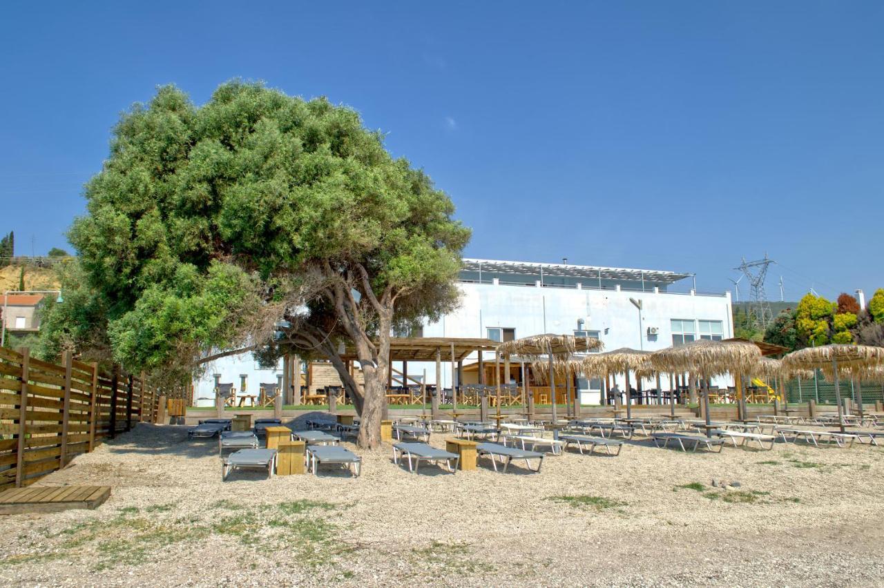 Epipleon Luxury Suites -105- Δωμάτιο 35Τμ Με Βεράντα 35Τμ Μπροστά Στη Θάλασσα Nafpaktos Bagian luar foto